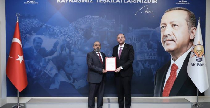AK Parti Kütahya Merkez İlçe Başkanlığına Osman Zeybek atandı