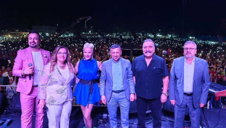 93. Turizm ve Ticaret Panayırı coşkuyla başladı: İki ünlü isim sahne aldı