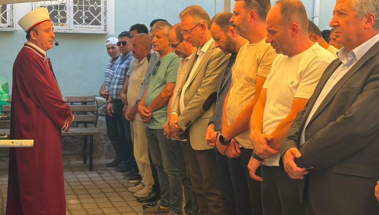 AK PARTİ KÜTAHYA’NIN ACI GÜNÜ: ESKİ MERKEZ İLÇE BAŞKANI SARIKAYA TOPRAĞA VERİLDİ