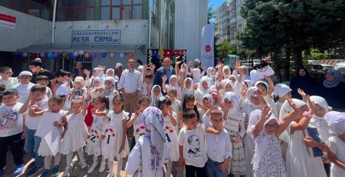 Yüzlerce öğrenci ‘Ömrümde Kur’an Var’ programında buluştu