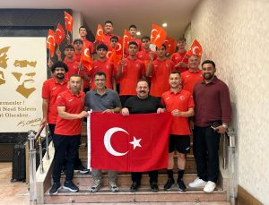 Kütahya Gençlik ve Spor İl Müdürü Küçük, Avrupa’daki milli kafilenin başında