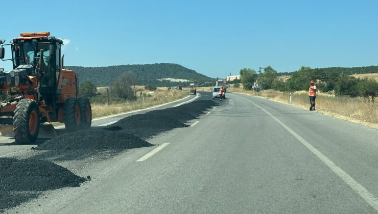 Tavşanlı-Emet yolundaki çalışma nedeniyle ulaşım kontrollü sağlanıyor