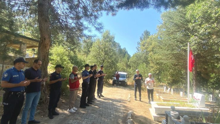 Şehit İlyas Ercan Aslan kabri başında dualarla anıldı