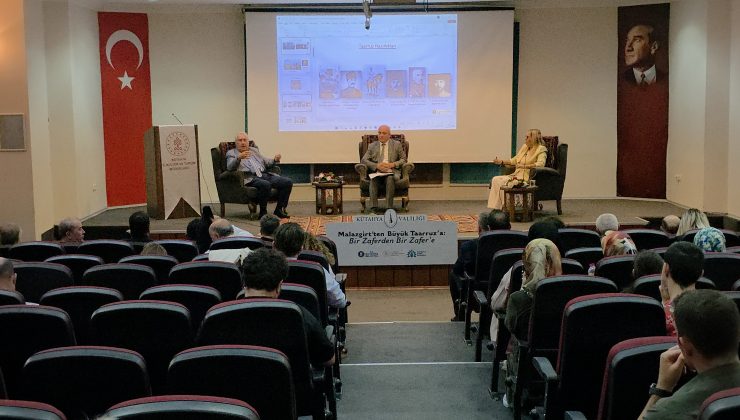 Kütahya’da Malazgirt’ten Büyük Taarruz’a uzanan tarihi zaferler anlatıldı