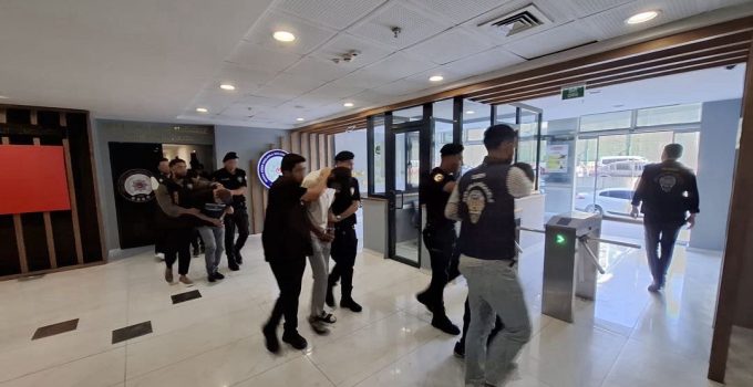 YATIRIM DOLANDIRICILIĞI OPERASYONU: 6 İLDEN BİRİ KÜTAHYA