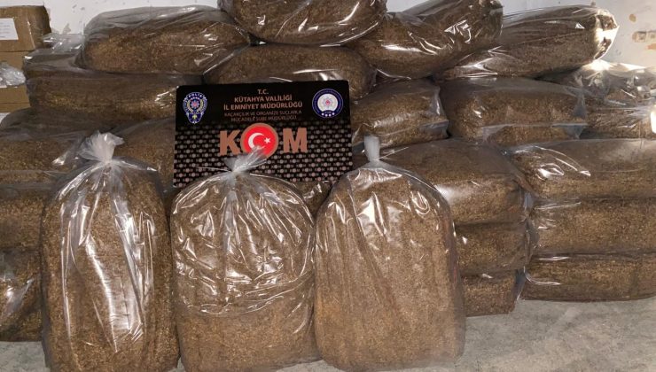 DURDURULAN İKİ ARAÇTA 1 TON 716 KİLO TÜTÜN ELE GEÇİRİLDİ