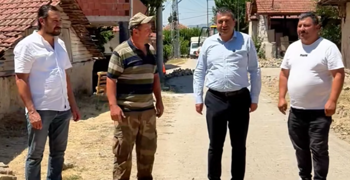 Gediz’in bir mahallesi daha doğal gaza kavuşuyor