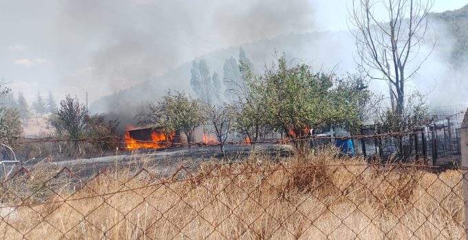 KÜTAHYA’DA ARKA ARKAYA ARAZİ YANGINLARI! EKİPLER SEFERBER OLDU