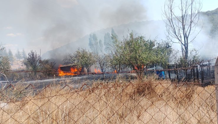KÜTAHYA’DA ARKA ARKAYA ARAZİ YANGINLARI! EKİPLER SEFERBER OLDU