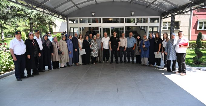 KONYA’DA VEFA BULUŞMASI… NECMETTİN KOÇ, KÜTAHYALI ŞEHİT AİLELERİ VE GAZİLERİ AĞIRLADI