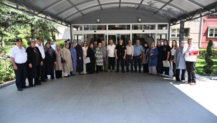 KONYA’DA VEFA BULUŞMASI… NECMETTİN KOÇ, KÜTAHYALI ŞEHİT AİLELERİ VE GAZİLERİ AĞIRLADI