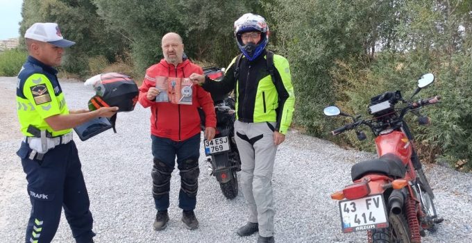 Motosiklet ve motorlu bisiklet sürücülerine yönelik denetim yapıldı