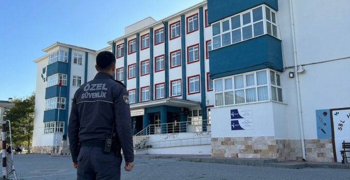 KÜTAHYA’DA OKULLARA 149 BAHÇE GÖREVLİSİ ALINACAK