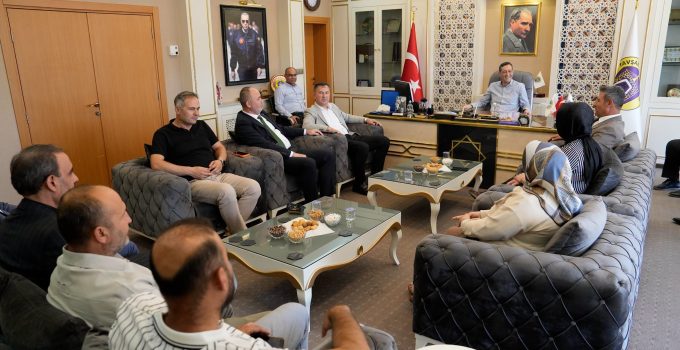 AK Parti İlçe Başkanlarından Başkan Derin’e ziyaret