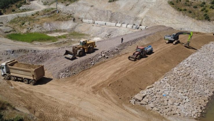 BÖLGE TARIMINA GÜÇ KATACAK GÜNLÜCE GÖLETİ’NDE ÇALIŞMALAR SÜRÜYOR