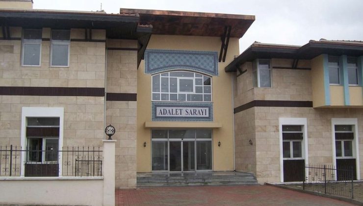 AK PARTİ İLÇE BAŞKANLIĞI BİNASINA SALDIRAN ŞAHISA EV HAPSİ