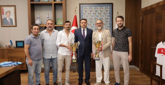 Vali Musa Işın Kütahya’nın ‘Sessiz Kahramanları’nı ağırladı