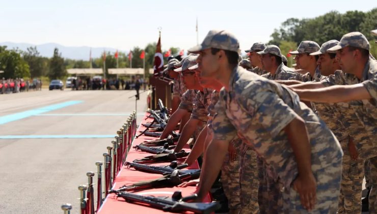 Kütahya’da eğitimini tamamlayan bedelli erler yemin etti