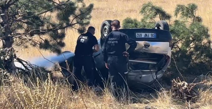 Otomobil takla attı, sürücü yara almadan kurtuldu