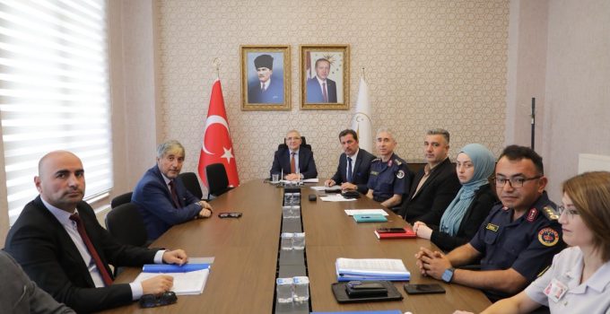 Yeni eğitim öğretim yılı güvenlik tedbirleri görüşüldü