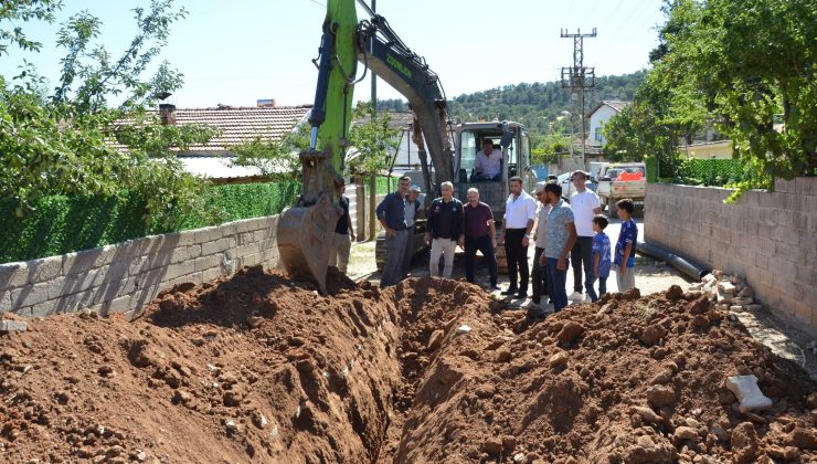Emet’te köylerin altyapı çalışmalarına yerinde inceleme