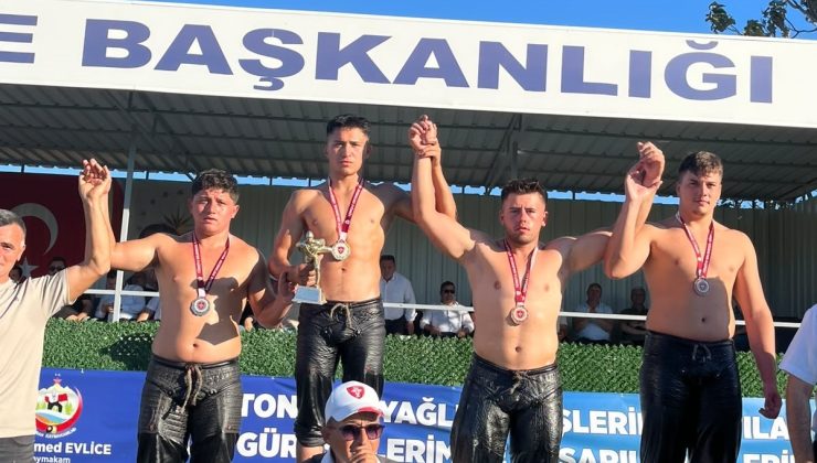 Pazarlar’da 3 ay önce kurulan güreş takımından tarihi başarı