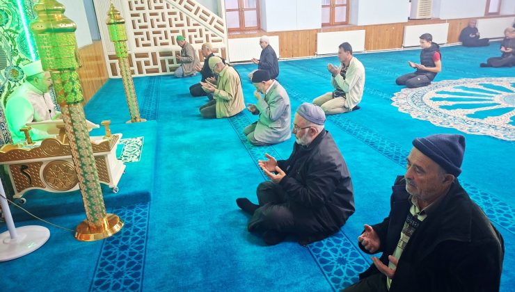 Mevlid-i Nebi ve Gaziler Gününe özel sabah namazı buluşması