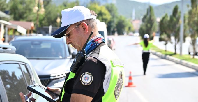 Kütahya polisi suçlulara göz açtırmadı: 29 bin kişi kontrol edildi, 28 aranan şahıs yakalandı