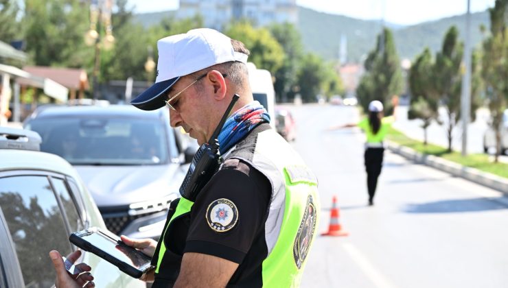 Kütahya polisi suçlulara göz açtırmadı: 29 bin kişi kontrol edildi, 28 aranan şahıs yakalandı