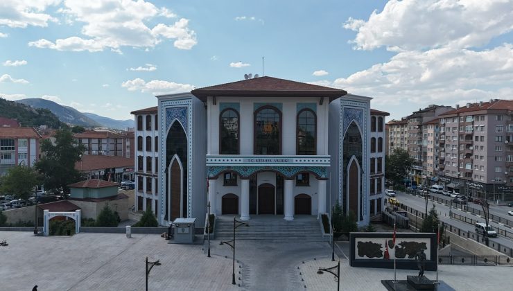 Kütahya Valiliği’nden öğrencilerle ilgili iddialara yalanlama