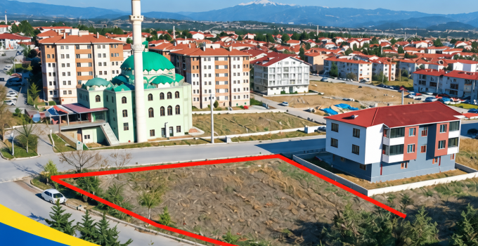 Gediz Belediyesi bin 326 metrekarelik arsayı ihaleye çıkarıyor