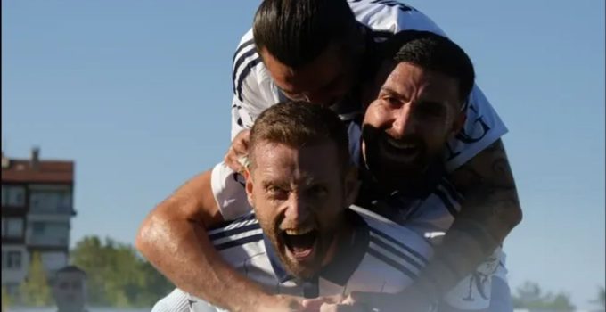Şimşek sezona 4 gollü galibiyetle başladı