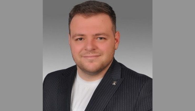 Ak Parti Gençlik Kolları Başkanı Göktekin görevi bıraktı
