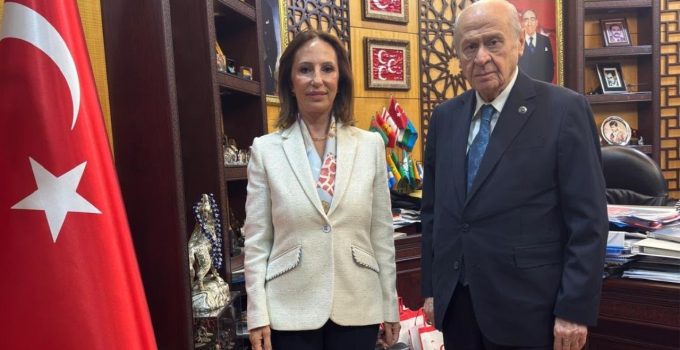 ESİN GÜRAL ARGAT, MHP GENEL BAŞKANI DEVLET BAHÇELİ’Yİ ZİYARET ETTİ