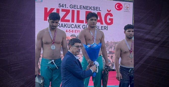 Kızıldağ Karakucak Güreşleri’nde Tavşanlı rüzgarı