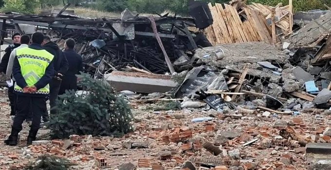 Kazan dairesinde korkutan patlama