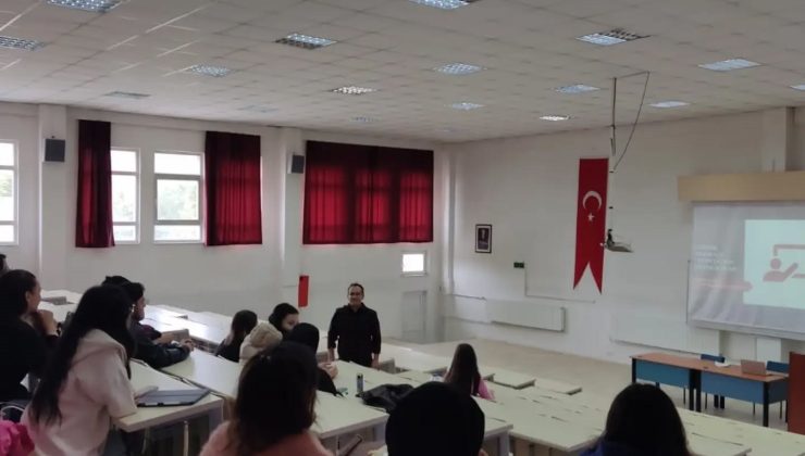 Hisarcık MYO’da öğrencilere üniversite yaşamı anlatıldı