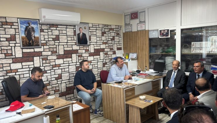 Gediz’de üreticilere 95 damızlık büyükbaş hayvan dağıtıldı