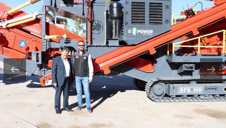 Kütahya İl Özel İdaresi 27 milyon TL’lik makineyi araç filosuna kattı