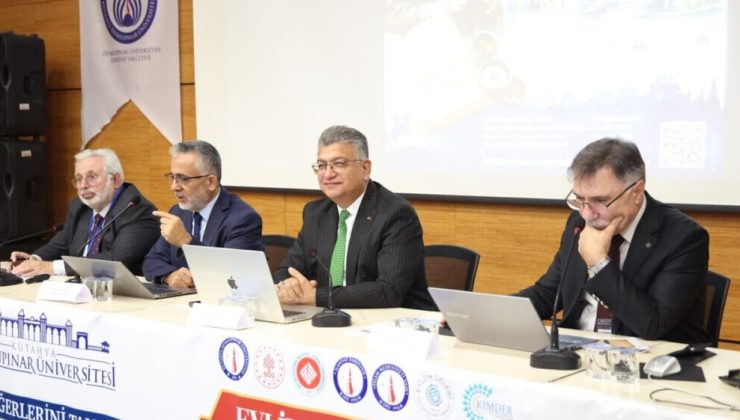 Rektör Kızıltoprak: ‘Evliya Çelebi günümüze ışık tutan önemli bir kültür hazinesi’