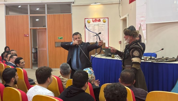 Ünlü oyuncu Tavşanlı’da öğrencilerle buluştu, Türk savaş geleneklerini anlattı