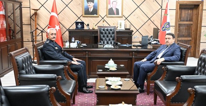 Vali Musa Işın’dan yeni Emniyet Müdürü Tandoğan’a ziyaret