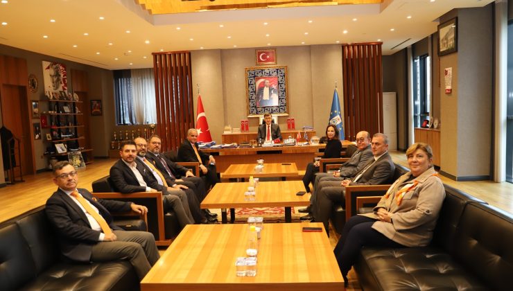 KUTSO heyetinden siyasi partilere ve belediyeye ziyaret