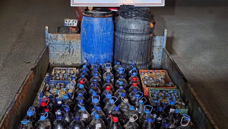 Şaphane’de 960 litre kaçak içki ele geçirildi